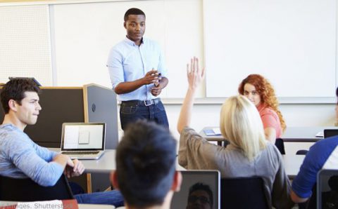 African-American-professor-talking-with-students-in-the-classroom-770x370